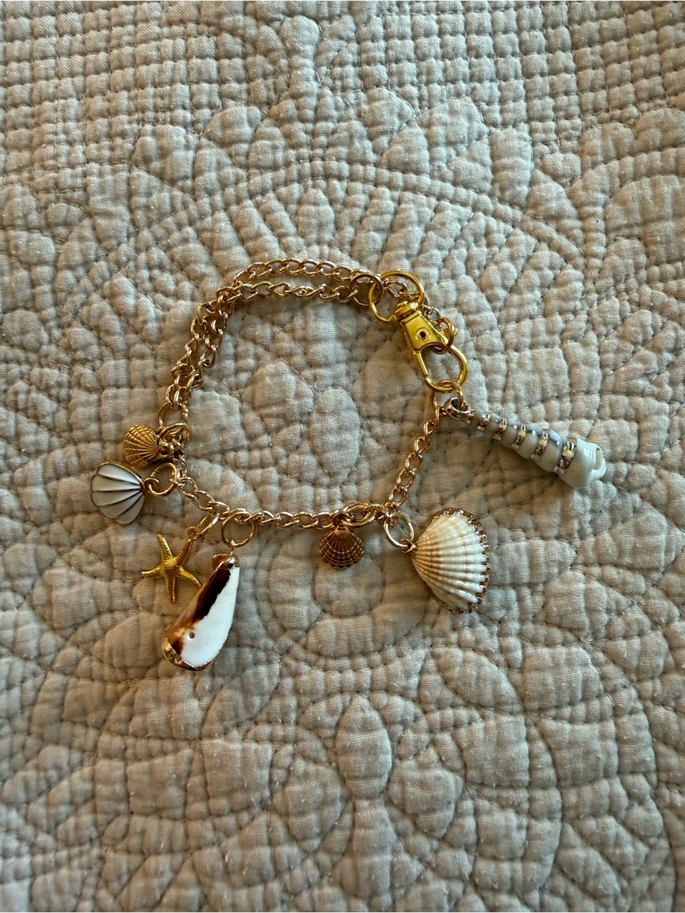 Gold Seashell Charm Bracelet - Women Jewelry